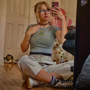 Meet your Posher, Evelyn